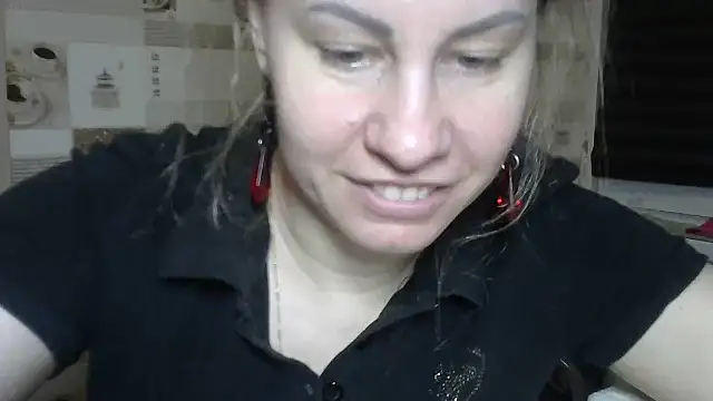 TherestlessKitty live sex cam