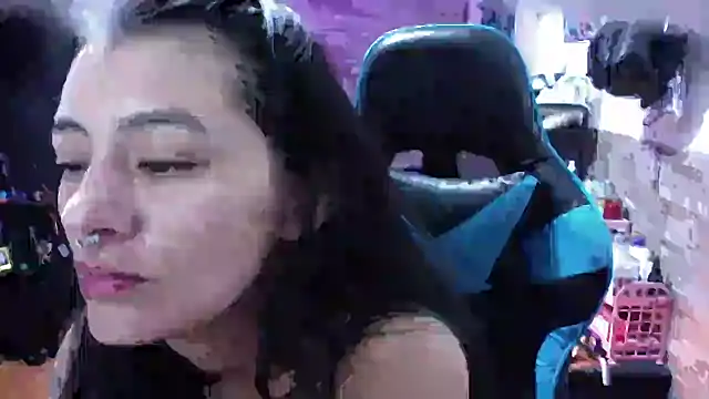 AngelaQueen_'s cam snapshot