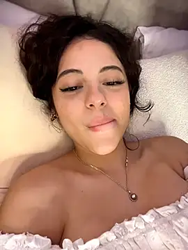 TeaseDollXXX's cam snapshot