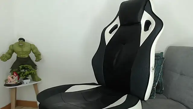 Angel_bran's cam snapshot