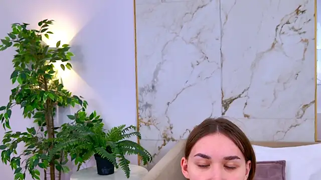 AmadaReine's cam snapshot