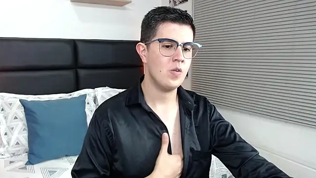 dylan_santiago_ live sex cam