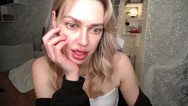 NickyAdamidi's cam snapshot