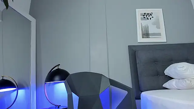 Tylerffoxx live sex cam