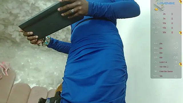 puca_ebony live sex cam