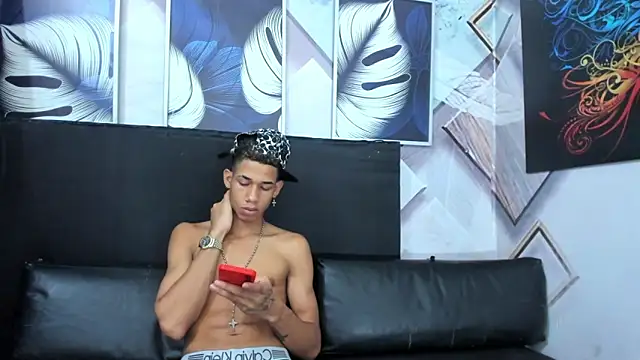 Little_nicoll's cam snapshot