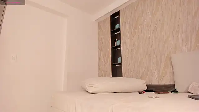 ayla_velt's cam snapshot