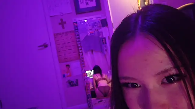 luvvivii live sex cam