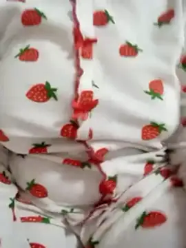 Bombamom's cam snapshot