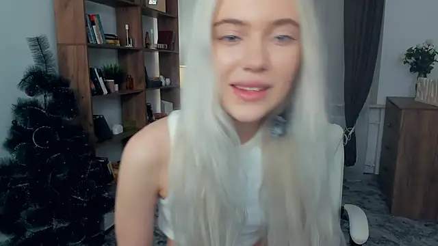 KristalCrowner's cam snapshot