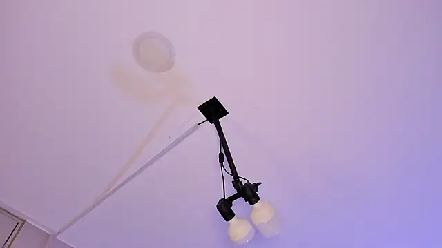 millieskinny18_'s cam snapshot