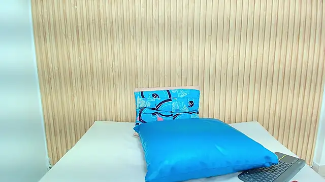 Frayhot777's cam snapshot