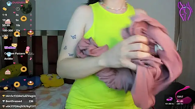 lucia_s1's cam snapshot