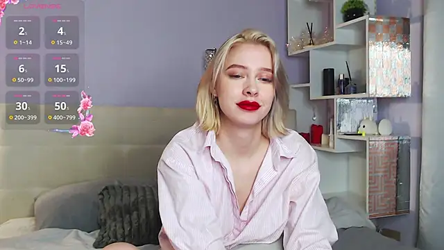 White_Lioness live sex cam