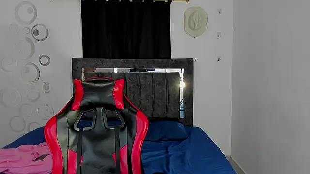 Maximiliano_Khalil's cam snapshot