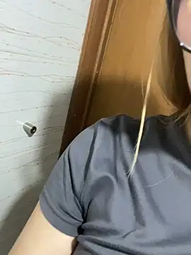 melody-dy live sex cam