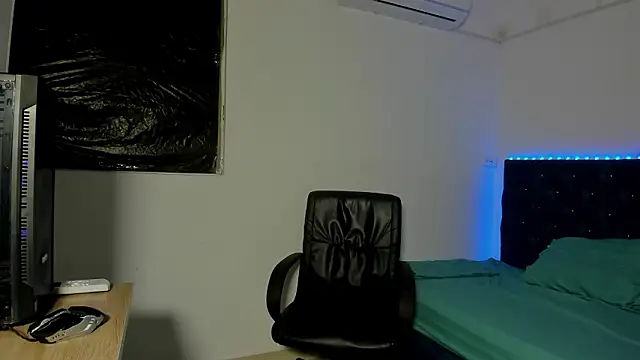 jordan_colman's cam snapshot