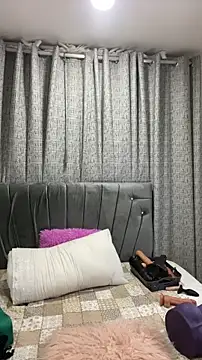 charlloteevans_X's cam snapshot