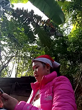 dakota-kis's cam snapshot