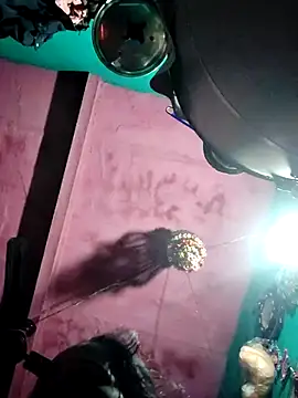 Pooja750's cam snapshot