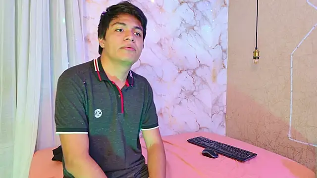 NatyAndAlex's cam snapshot