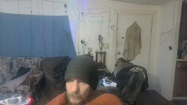 Poundtown1226's cam snapshot