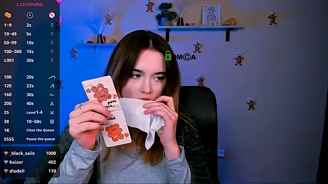 liana_kisses's cam snapshot