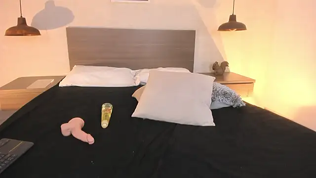 Katyrousee live sex cam