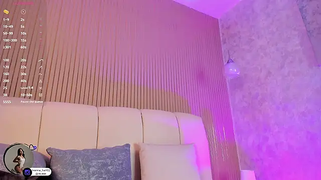 Ivana_Hall's cam snapshot