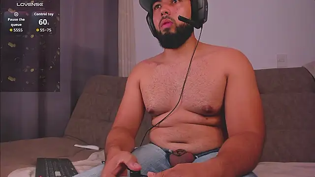 arturguy00's cam snapshot