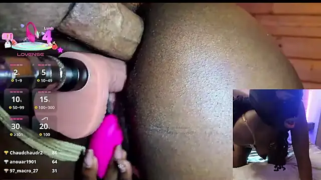 HairyEbonyCoupleliveporn's cam snapshot