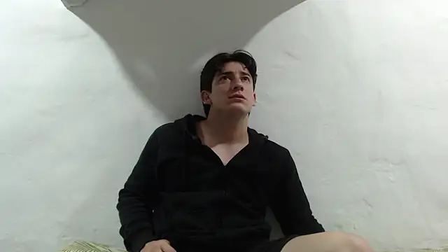 AteneoJr's cam snapshot