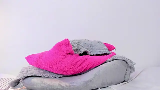 Roxy_Stonee's cam snapshot