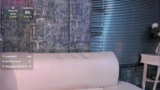 NathalyLeen live sex cam