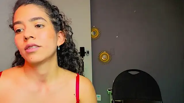 Maithe_Perroni live sex cam