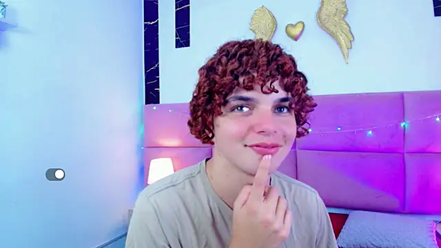 Skyee_angel's cam snapshot