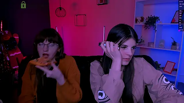 lizzie_boom_'s cam snapshot