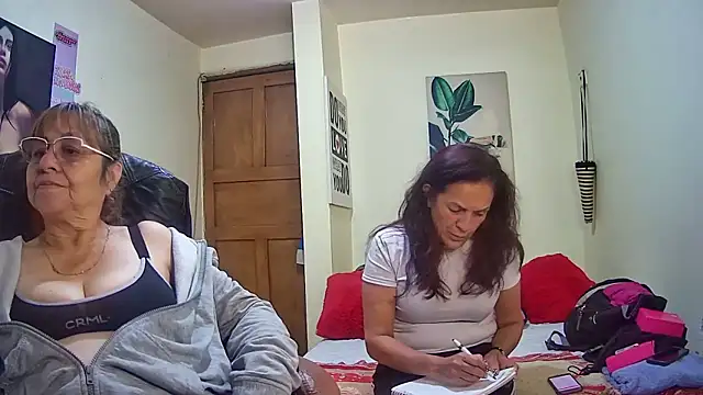 nicoltatiana_'s cam snapshot