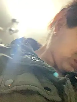 Carola-Ross live sex cam