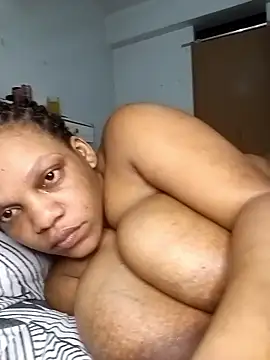 HappygalTheQueen's cam snapshot