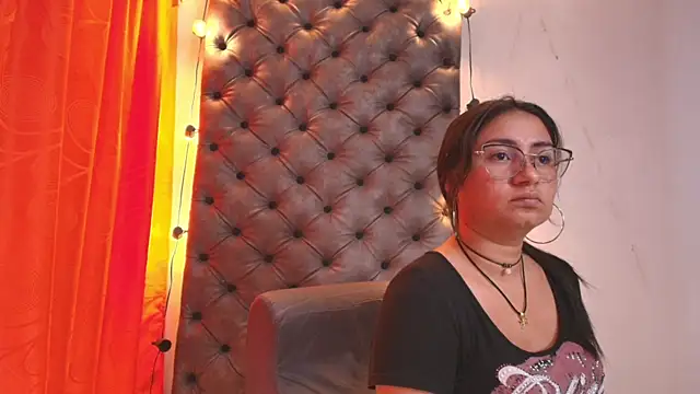 Luna021_1's cam snapshot