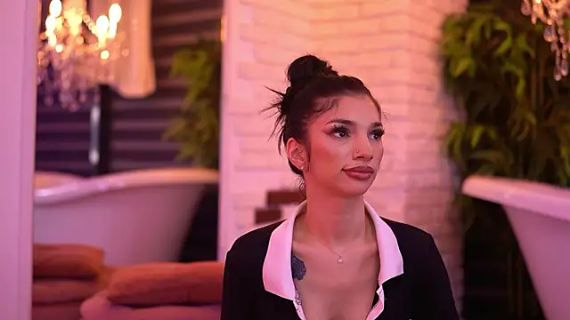 NyssaSky's cam snapshot