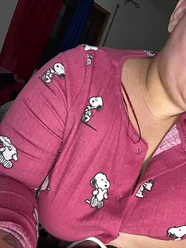 menina_coimbrinha live sex cam