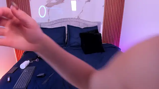 Naia-Nore's cam snapshot