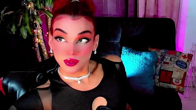 the-horus-girl live sex cam