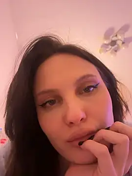 tillama's cam snapshot