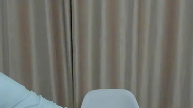 ustimeow's cam snapshot