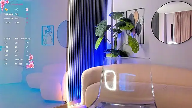 HottieLillyXXX's cam snapshot