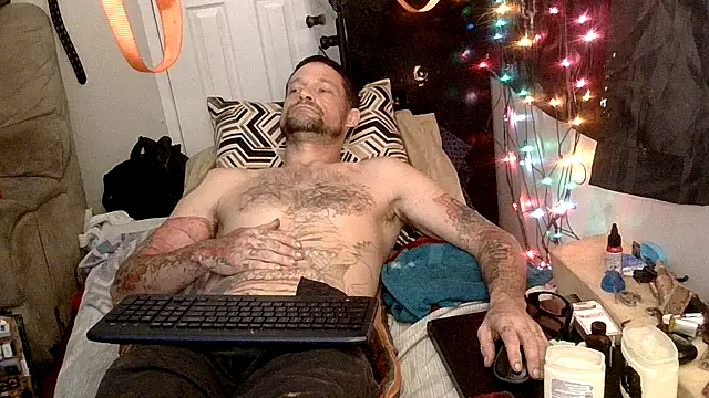 TheOneYouLove69 live sex cam