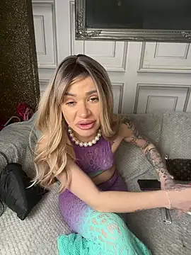 Demi_Lovex's cam snapshot